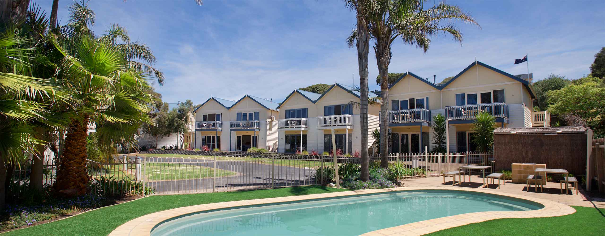 Relax at the Boathouse! Relax at the Boathouse!
